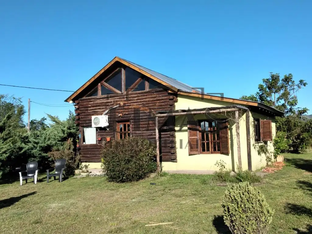 Los Reartes - Cabaña de troncos en 1.188m2 de terreno