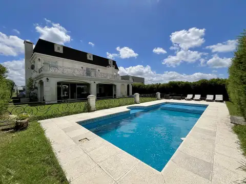 ESPECTACULAR CASA EN EL CLUB DE CAMPO MANUEL BELGRANO, EN INGENIERO MASCHWITZ.