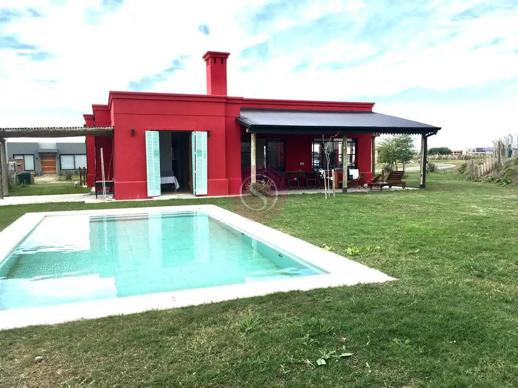 Casa en Alquiler en Barrio San Sebastian, Pilar