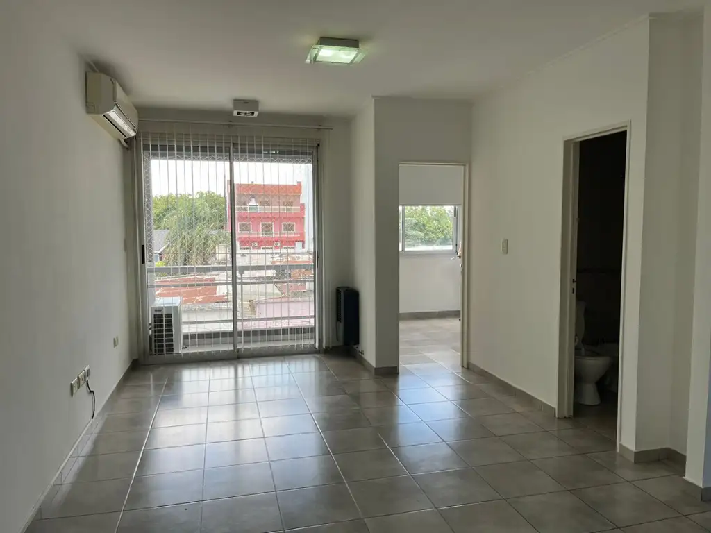 departamento 1 dormitorio, al frente, balcon, aire acondicionado,