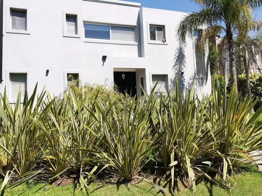 Casa venta o alquiler San Isidro Labrador Villanueva Tigre