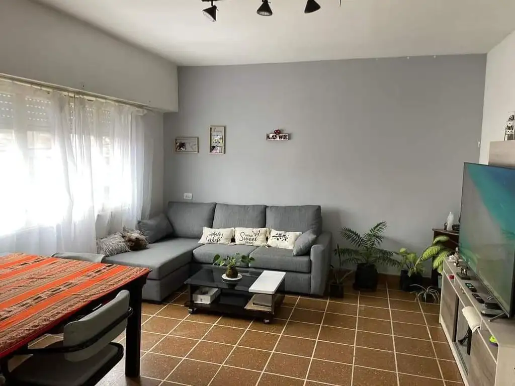 PH en  venta de 3 amb con terraza