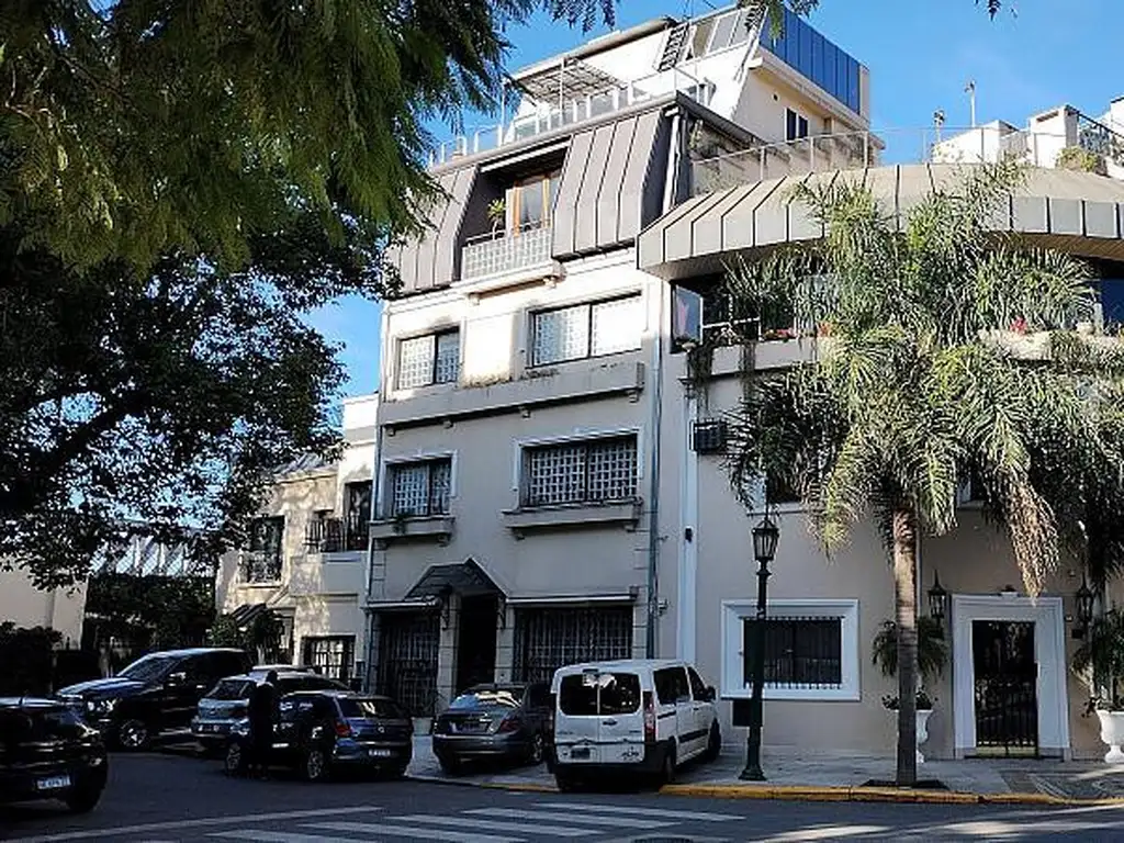 Terreno en Barrio Parque 9 metros de frente sobre Ramón Castilla y Juez Tedín