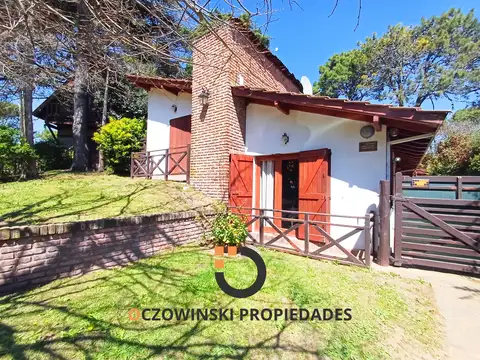 CHALET 4 AMB BARRIO NORTE (VILLA GESELL)