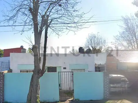 Casa de 2 dormitorios en Venta en San Carlos La Plata