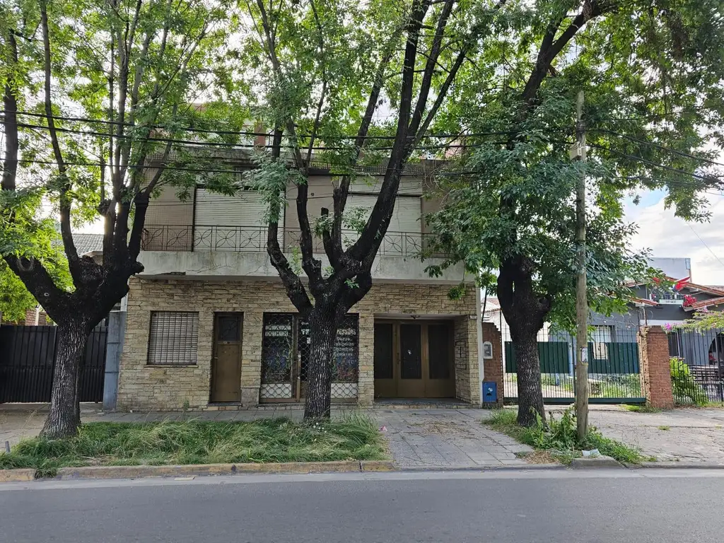 Edificio en venta - 4 Departamentos - Local - 524Mts2 - San Antonio de Padua