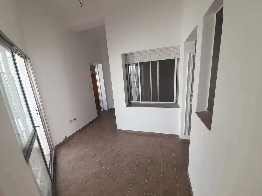 Casa - Venta - Argentina, Capital Federal - Tandil 5200