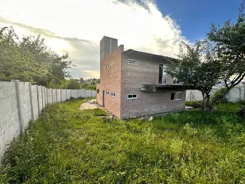 VENTA CASA 2 DORM ESTANCIA VIEJA CON VISTA