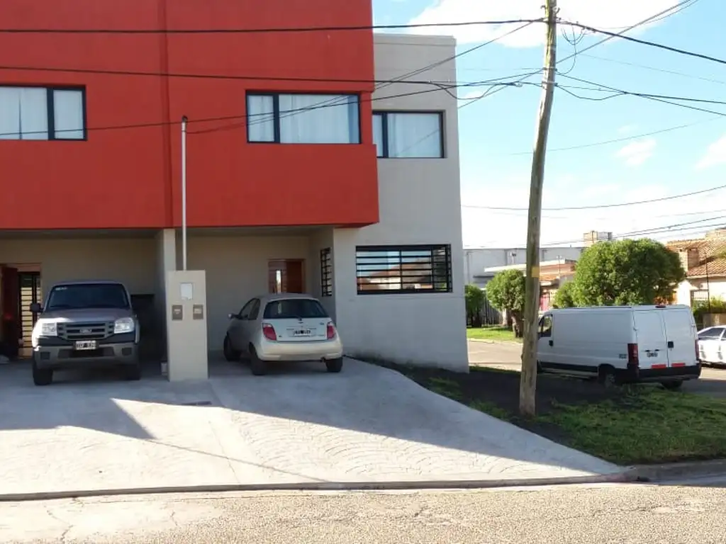 Alquiler duplex a estrenar No autorizado para grupo de jovenes - Foto 0