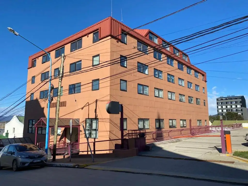 Departamento Venta en Edificio Finisterre