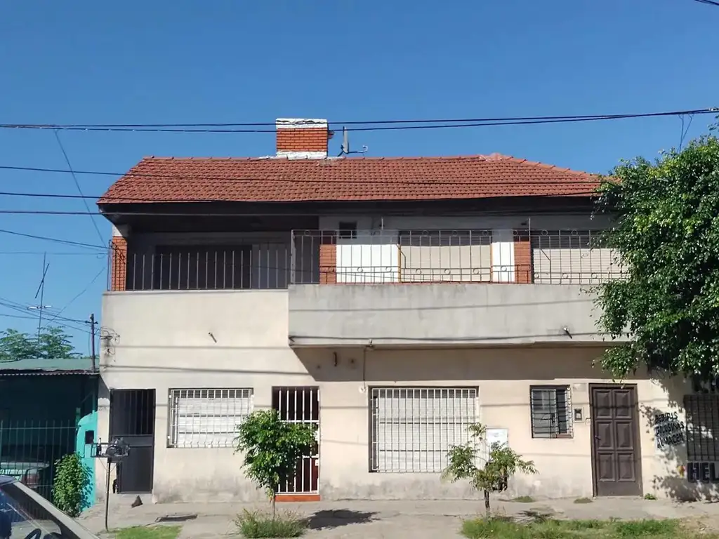 Departamento en venta - 2 dormitorio 1 baño 60mts2 - Bernal Oeste