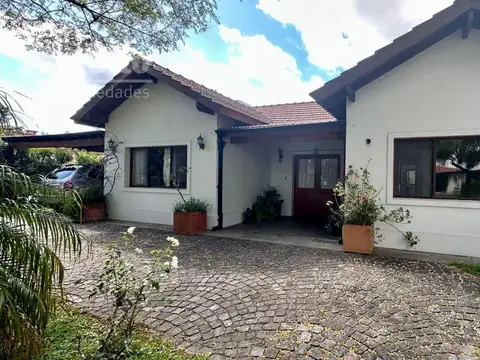 Casa en venta de 3 dormitorios en Santa Maria de Tigre