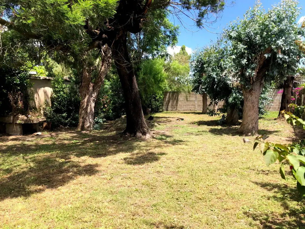 Venta terreno con mejoras en San Luis 432 m2