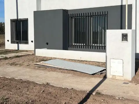 Casa en venta 3 Dormitorios B° SOLARES DE PILAR