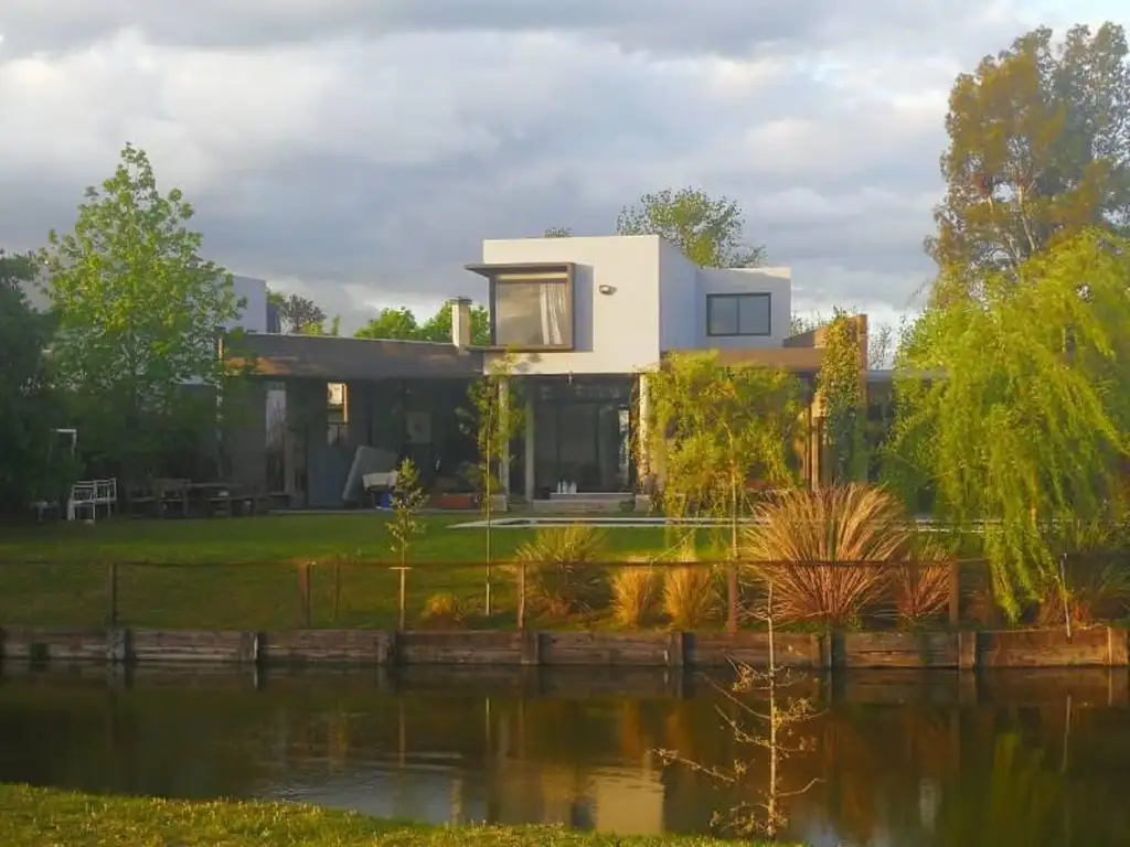 Casa  en Venta  en El Encuentro, General Pacheco, Tigre