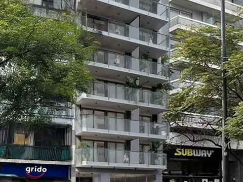 Av. Cabildo 3000, Piso 1