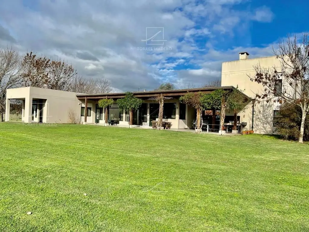 BENQUERENCIA FARM CLUB - INCREIBLE CASA EN VENTA