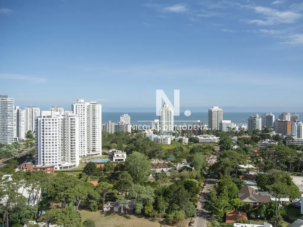 Departamento de 1 y medio dormitorios en Venta, Punta del Este