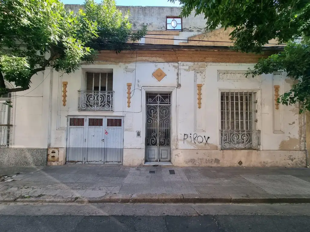 Casa en venta mendoza 3500 echesortu Rosario