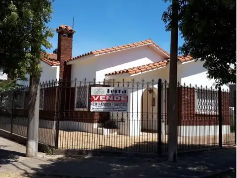 VENTA DE HERMOSA CASA EN FRAY LUIS BELTRAN.