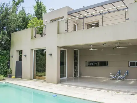Casa en alquiler temporario por 6 meses en Santa Maria de los Olivos - Foto 0