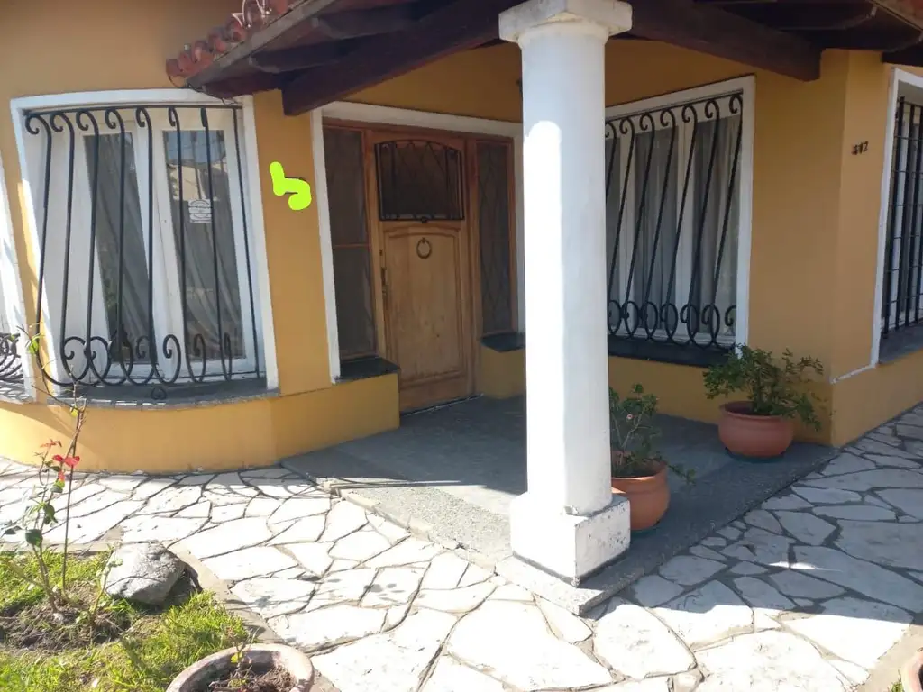 Casa en Venta en El Palomar - 4 ambientes