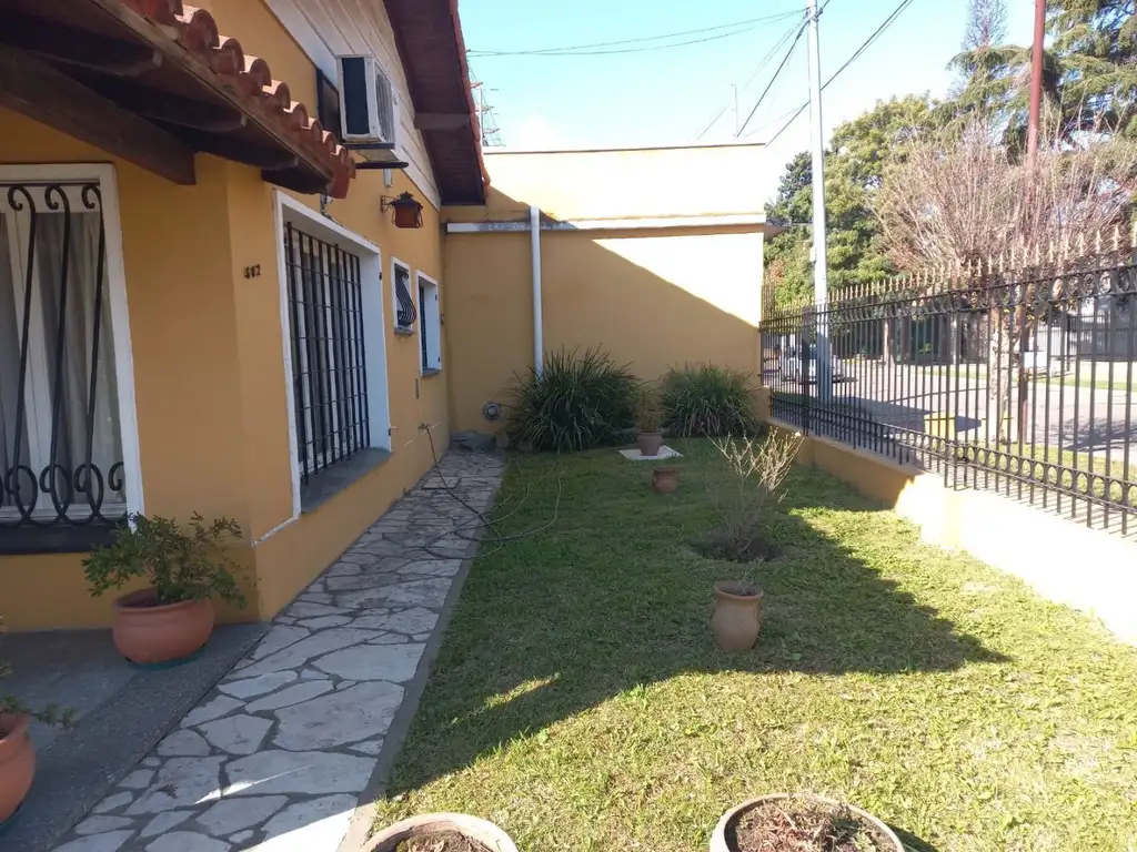 Casa en Venta - 4 ambientes - USD 159.000