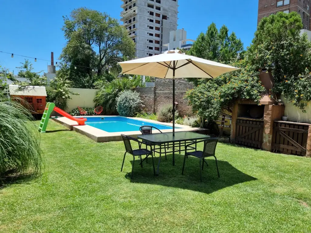 VENTA CASA DOS DORMITORIOS, JARDIN Y PILETA- SLZO