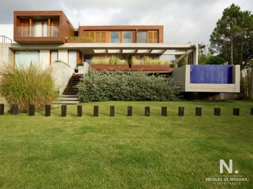 Moderna Casa en El Chorro, 3 Suites, piscina, calefacción