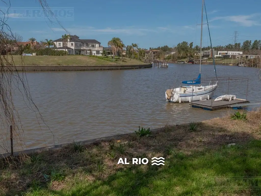 Terreno al río de 950 m2, en venta  en Santa Catalina