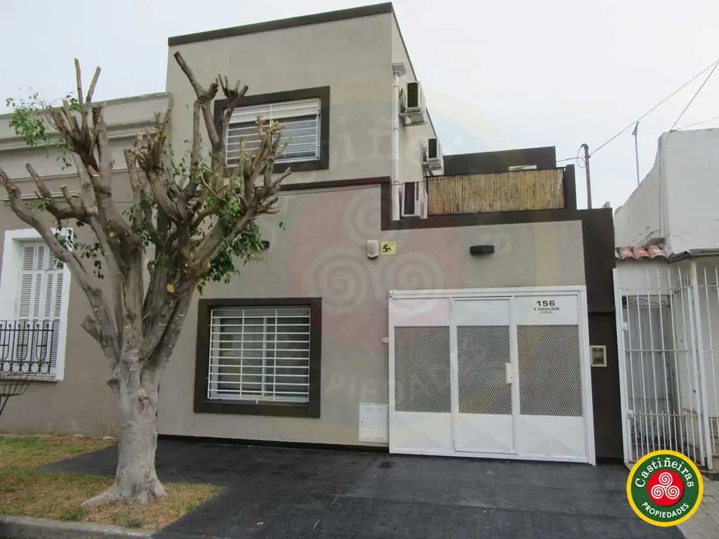 Venta - Casa en 2 plantas en zona muy buscada de Turdera - A estrenar