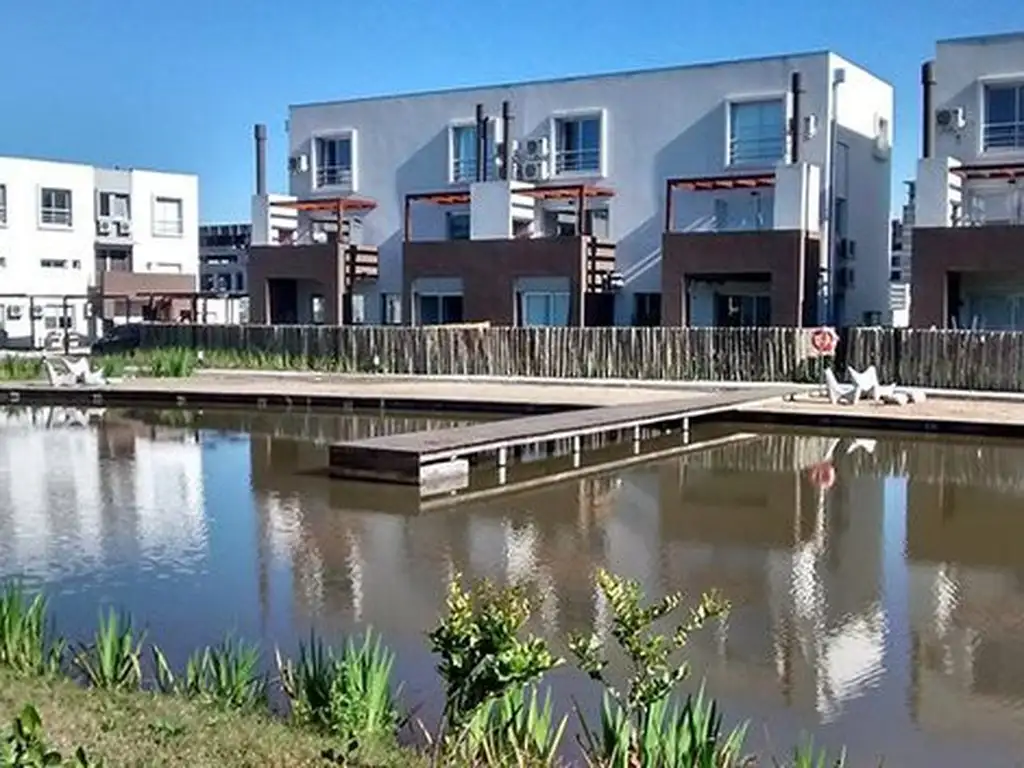 Departamento en Venta con cochera