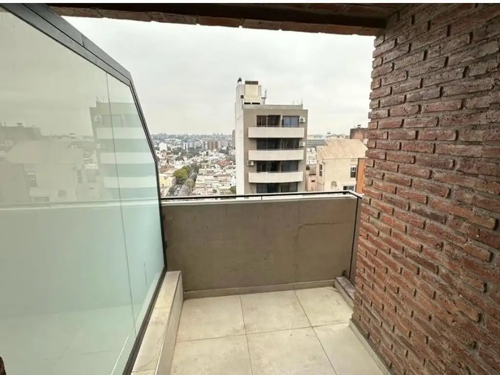 Departamento en  Bv San Juan 700 1 dormitorio con balcón