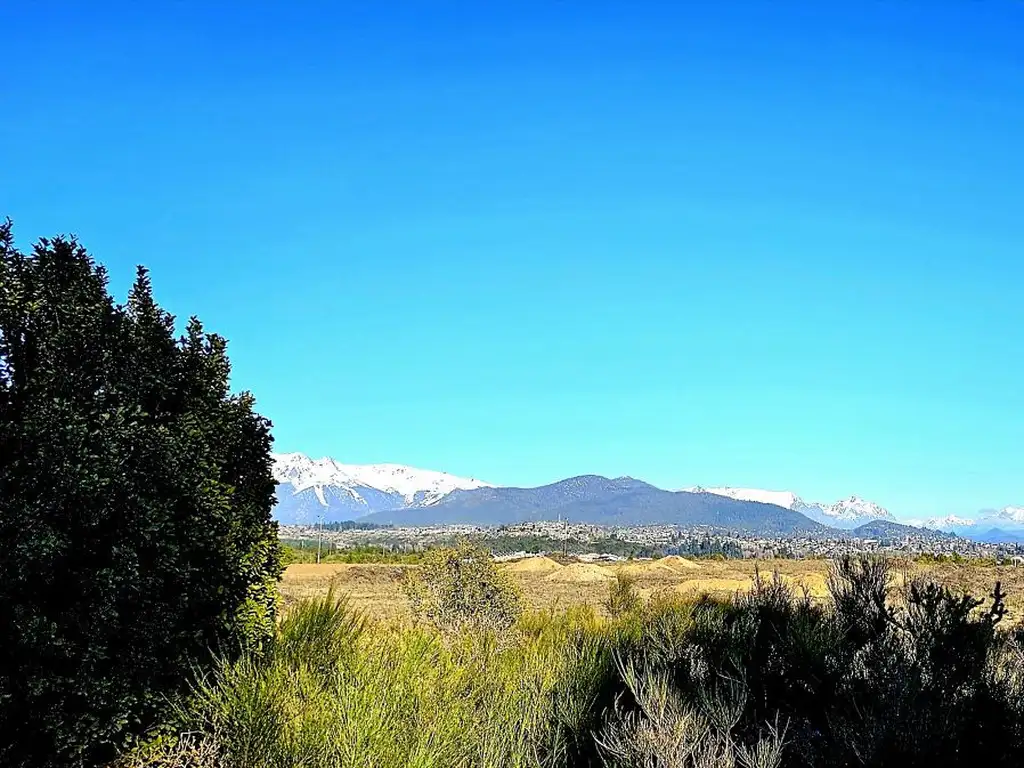 Lotes en Av. Esandi - Todos los servicios - Bariloche