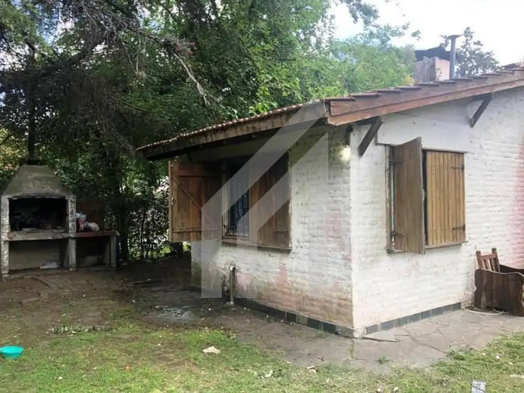 VENTA - CASA A REFACCIONAR - BARRIO PELLEGRINI II -  PILAR