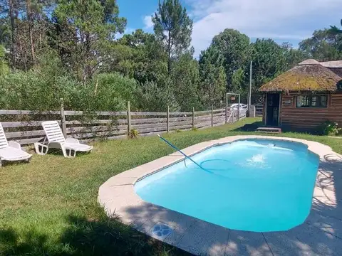 CASA CON PISCINA EN VENTA EN S. ISABEL LA PEDRERA