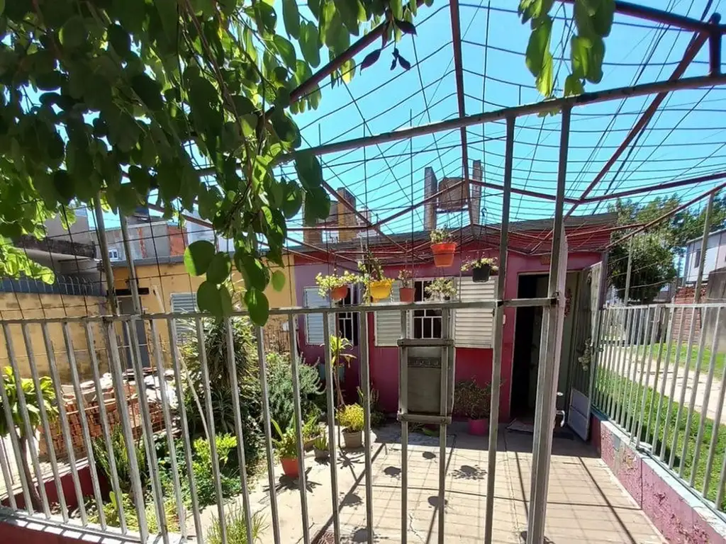 CASA EN VENTA BARRIO ESMERALDA SUR