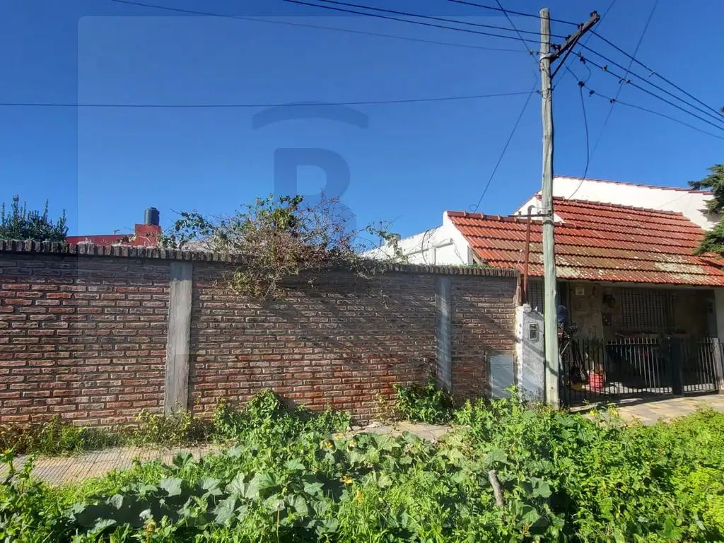 Vende lote en calle 80 bis y 115