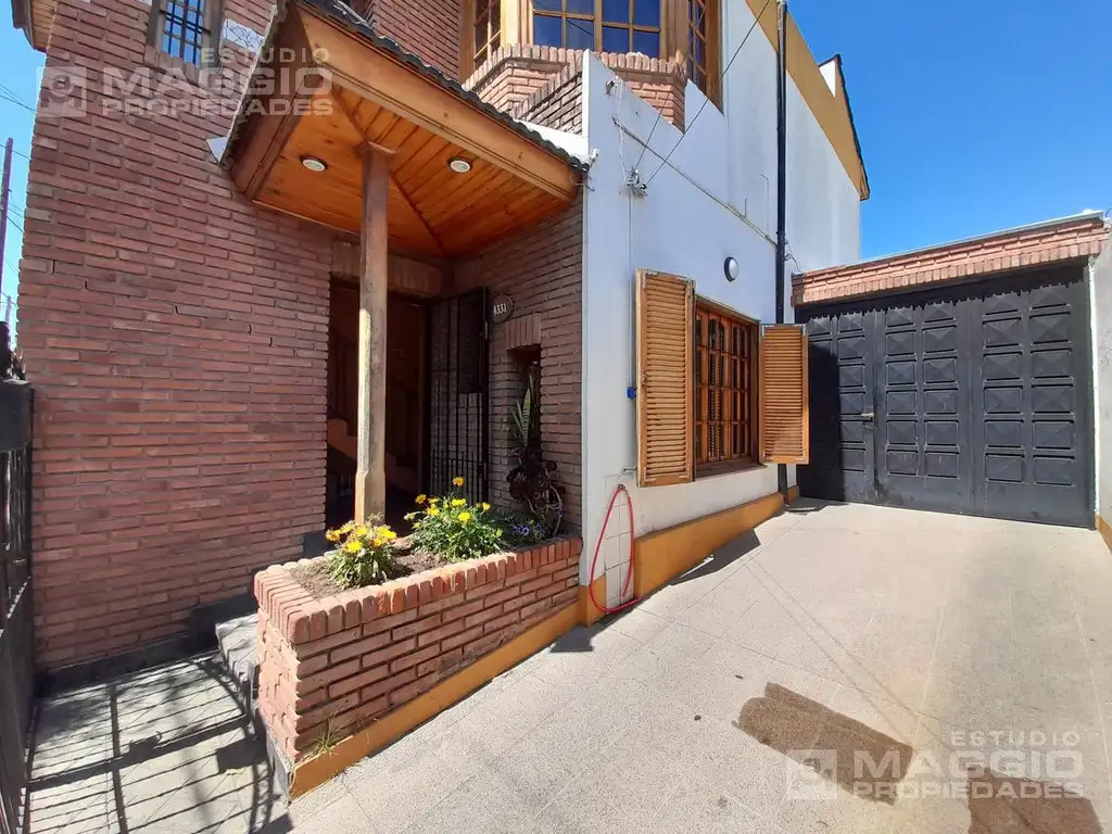 VENTA CASA 5 AMBIENTES SAN JUSTO