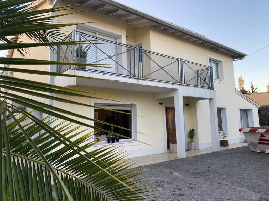 CASA EN VENTA SOLARES DEL CARMEN - ZARATE