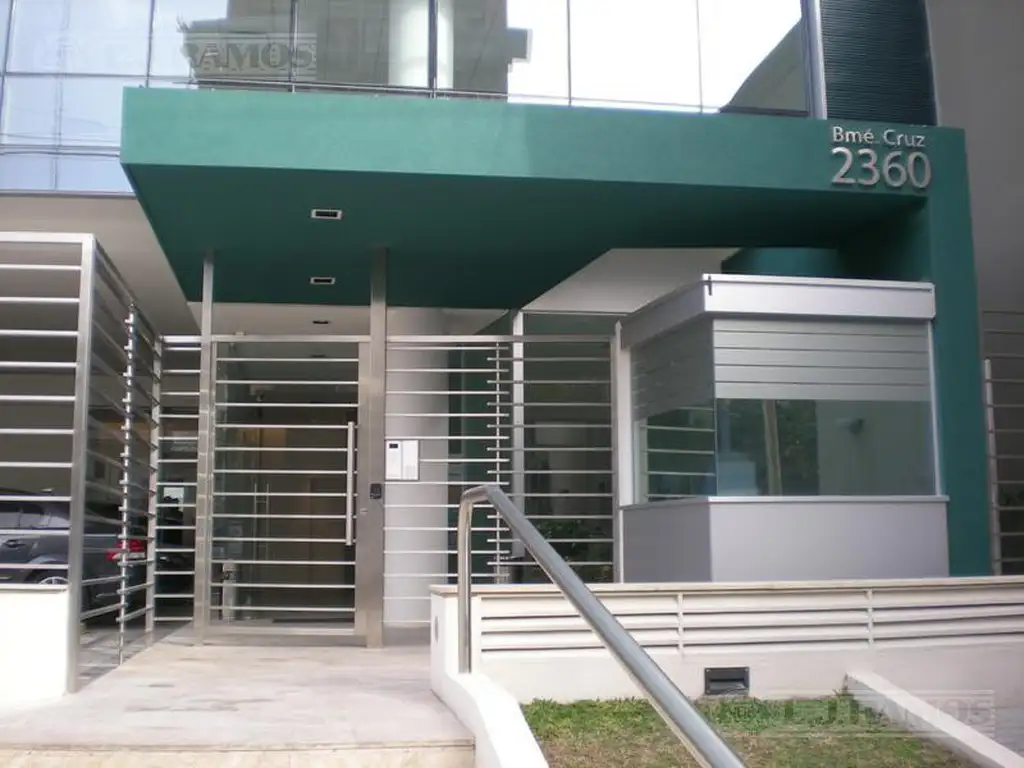 Alquiler de oficina de 180 m2 en Olivos