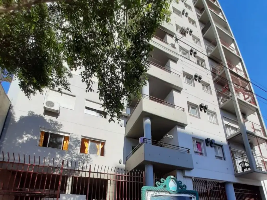 Departamento - Venta - Argentina, Capital Federal - AV. RIVADAVIA 10100