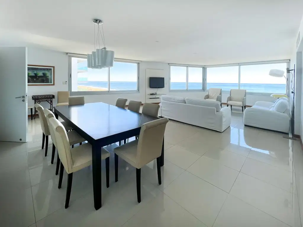 Departamento - Venta - Uruguay, PUNTA DEL ESTE - RBLA LORENZO BATLLE PACHECO 100