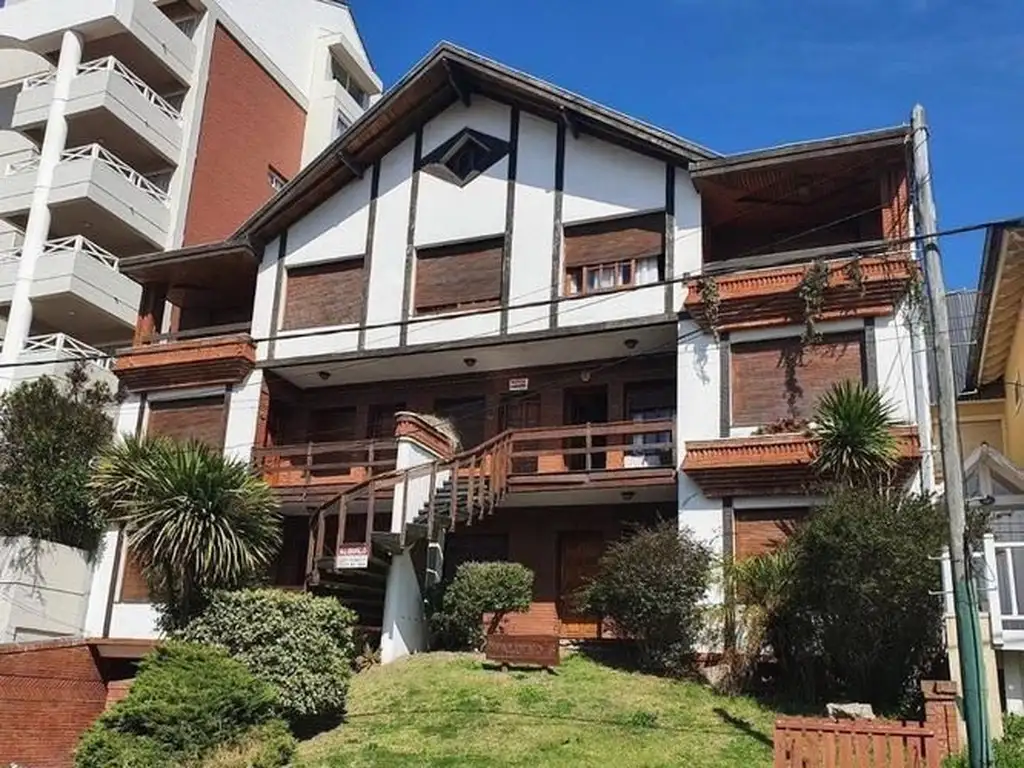 Venta, Villa Gesell Zona Centro A 100 Mts De La Playa