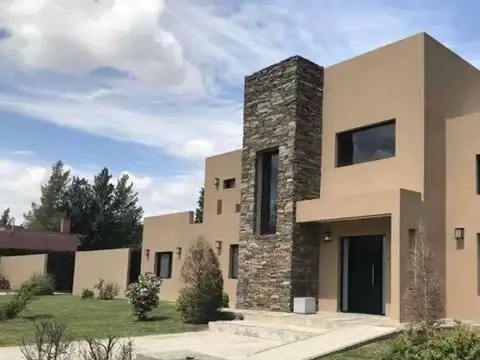 Casa en Venta en Barrio Segundas Colinas, Pilar