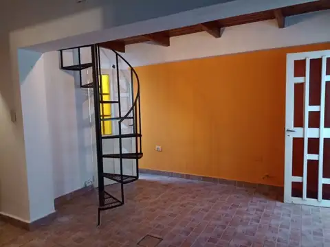 DEPTO PASILLO EN VENTA - ENTRE RIOS 5300