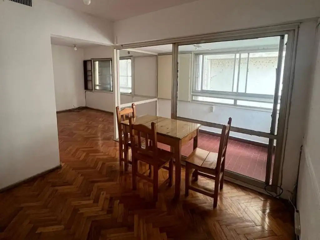 VENDO DEPARTAMENTO DE 2 DORMITORIOS EN EL CENTRO