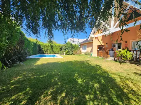 CASA CON PILETA EN BARRIO CERRADO BENAVIDEZ GREENS