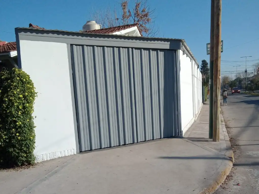 Casa en Venta en San Antonio De Padua - 4 ambientes