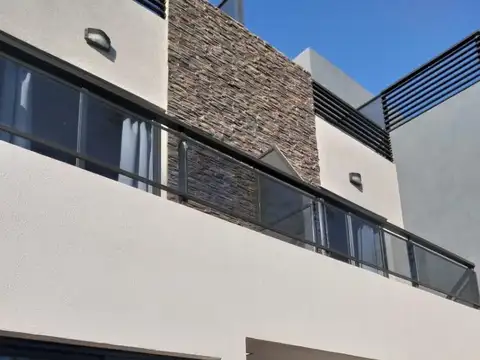 Duplex en venta con terraza 1 dormitorio Villa Carlos Paz